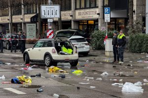 Μόναχο: Δημοτική υπάλληλος μετανάστρια από την Αλγερία η 37χρονη που σκοτώθηκε από την επίθεση του Αφγανού