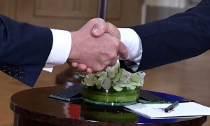 Πρόταση «φωτιά»: Γιατί οι Αμερικανοί πρέπει να αφήσουν το ΝΑΤΟ και να μπούνε στον SCO