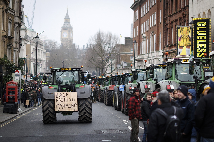Farmers protest against inheritance tax changes in London