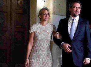 Παντρεύτηκαν Νικόλαος Ντε Γκρες και Χρυσή Βαρδινογιάννη – ΦΩΤΟ