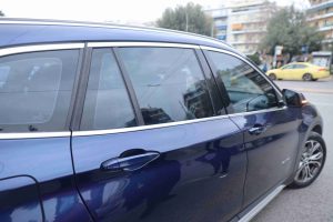 Για τις 19/2 αναβλήθηκε η δίκη του γνωστού τραγουδιστή – Ζητά να εξεταστεί ο αστυνομικός που τον σταμάτησε