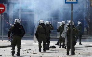 Θεσσαλονίκη: Μία σύλληψη και 45 προσαγωγές μετά το τέλος της πορείας για τα Τέμπη