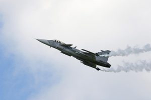 Ταϊβάν: Συντριβή μαχητικού αεροσκάφους AT-5 Brave Eagle – Σώος ο πιλότος, vid