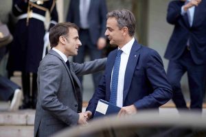 Σύνοδος για την Τεχνητή Νοημοσύνη: Συνάντηση Μητσοτάκη – Μακρόν στο Παρίσι αύριο Δευτέρα