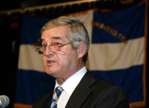Την Πέμπτη το τελευταίο «αντίο» στον Τάκη Οικονομόπουλο – Σε λαϊκό προσκύνημα η σoρός του