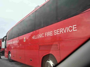 Στη Σαντορίνη το Κινητό Επιχειρησιακό Κέντρο “ΟΛΥΜΠΟΣ” – Ενισχυμένες οι πυροσβεστικές δυνάμεις