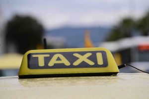 Θεσσαλονίκη: Ανήλικοι έστησαν συμμορία και λήστευαν οδηγούς ταξί!