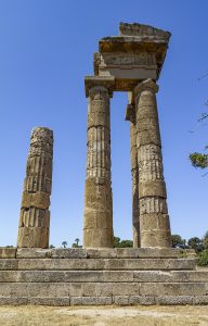 Οι εντυπωσιακές σκηνές της μάχης των “θεών” με τους Γίγαντες στον Ναό της Εκάτης