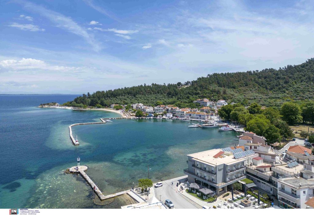 Το νησί στο οποίο ταξίδεψαν μισό εκατομμύριο επιβάτες σε έναν μήνα!