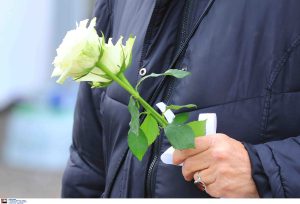 Πάνω από 150 άνθρωποι συμμετείχαν στη συγκέντρωση της Ρώμης για την τραγωδία των Τεμπών