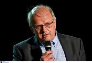 Αιχμές Χουλιάρα για Τσελέντη: «Έπρεπε να φύγεις όταν πήρες σύνταξη»