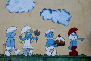3.000 Στρουμφάκια σπάνε το ρεκόρ σε γαλλική πόλη!(vid)
