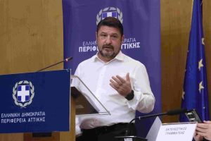 Νίκος Χαρδαλιάς: «Παραδίδουμε στους Δήμους της Αττικής 65 υπερσύγχρονα ηλεκτρικά απορριμματοφόρα»