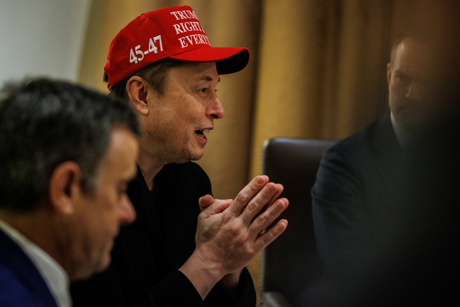 «Έλα πίσω σε εμάς»: Κάλεσμα-ορόσημο στον Μασκ – Κινητικότητα στις ΗΠΑ, vid