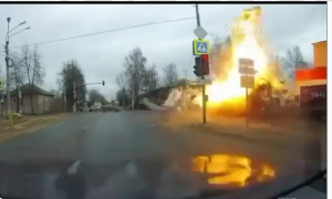 Φονική έκρηξη on camera σε δρόμο της Ρωσίας: Συγκλονιστικό ΒΙΝΤΕΟ