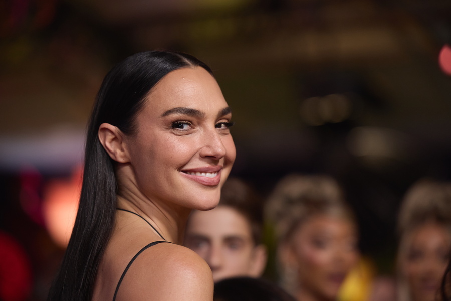 Χρυσά Βατόμουρα: Από τη “Χιονάτη” στον “Πόλεμο των Κόσμων” – Δείτε τις «χειρότερες» ταινίες της χρονιάς