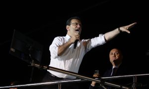 Κωνσταντινούπολη: Τεράστια συγκέντρωση της αξιωματικής αντιπολίτευσης για την σύλληψη του Ιμάμογλου(vid)