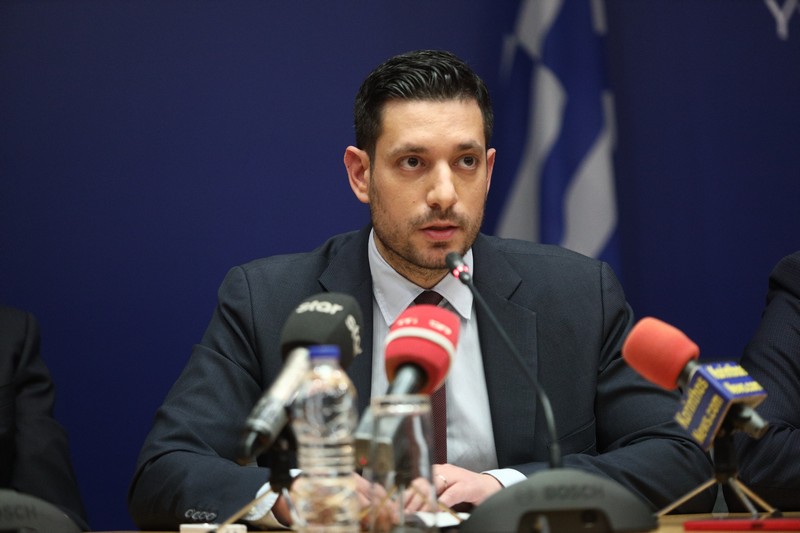 Κυρανάκης: Τέλος στα “διπλοπεράσματα” από τα ακυρωτήρια των εισιτηρίων στο μετρό