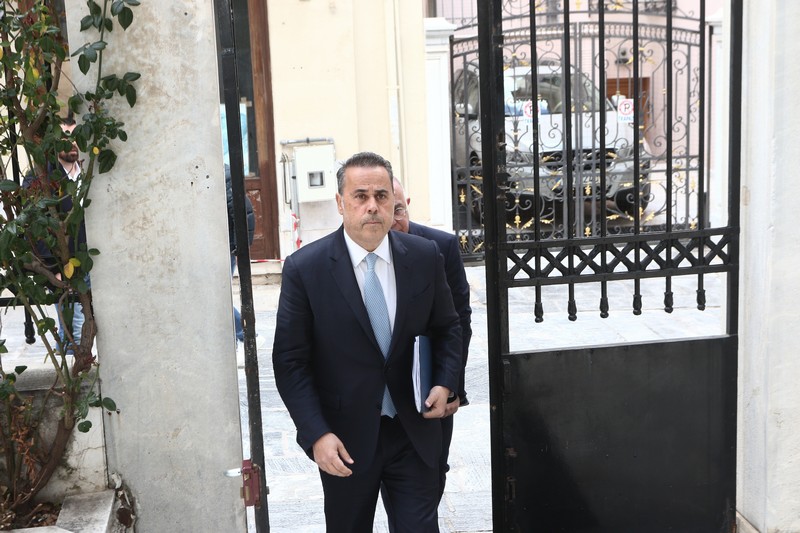 Παπασταύρου για καλώδιο: «Ακούμε αλληλοσυγκρουόμενα μηνύματα από την Κύπρο»