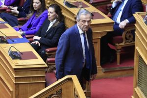 Σαμαράς κατά Μητσοτάκη: «Βγήκαμε πιο Ουκρανοί από τους Ουκρανούς» – «Βόμβες» για τα εθνικά ζητήματα