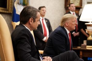 Ο Τραμπ δεν ξεχνά τους -λιγοστούς- φίλους του στην Ε.Ε.! Η χαμένη ευκαιρία της Ελλάδας