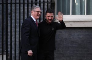 Η Βρετανία συζητά με αρκετές χώρες για να σχηματιστεί «συνασπισμός των προθύμων» για την Ουκρανία