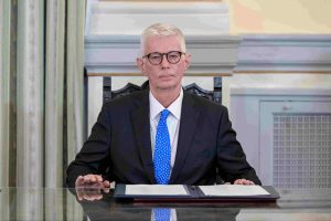 Παραιτήθηκε από τη θέση του υφυπουργού Ανάπτυξης ο Αρίστος Δοξιάδης