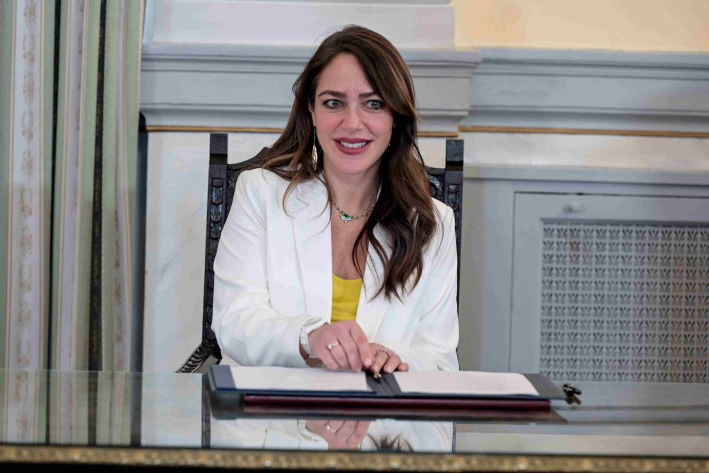 Δ. Μιχαηλίδου: Επιτακτική ανάγκη η προστασία των ανηλίκων