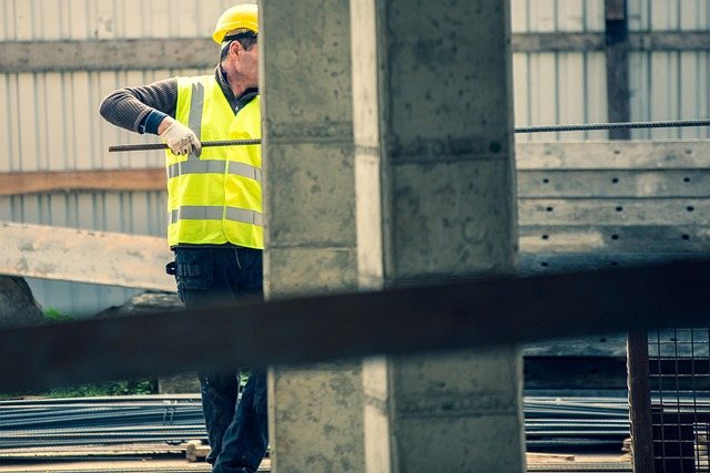 Συνάντηση ΔΥΠΑ και Βιοτεχνικών Επιμελητηρίων: Η αγορά ζητά δεξιότητες, μεγάλες ελλείψεις σε ψυκτικούς