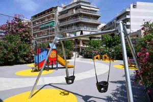 Έτοιμες άλλες δύο παιδικές χαρές στον Δήμο Αθηναίων