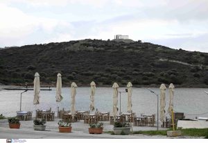 Απαγορεύεται η κολύμβηση σε 13 περιοχές της Αττικής: Έδεμ Φαλήρου και ακτή Σουνίου ανάμεσα τους