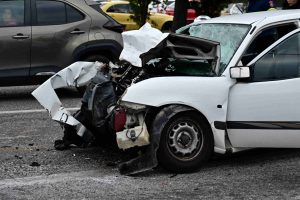 Καραμπόλα με 8 ΙΧ στον Περιφερειακό Θεσσαλονίκης – Πέντε τραυματίες