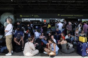 «Σπάνιο ατμοσφαιρικό φαινόμενο» λένε τώρα πως προκάλεσε το μπλακ άουτ στην Ιβηρική, vid