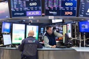 Άνοιγμα με ισχυρή άνοδο στη Wall Street μετά τις νέες δηλώσεις Τραμπ για τους δασμούς