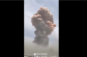 Ισχυρότατη έκρηξη προκάλεσε σεισμό και διέλυσε λιμάνι στο Ιράν – Συγκλονιστικά ΒΙΝΤΕΟ