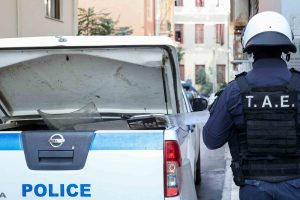 Ηράκλειο: Κατάληψη της Βασιλικής του Αγίου Μάρκου από ομάδα αντιεξουσιαστών