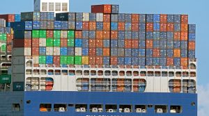 ΕΛΣΤΑΤ: Μείωση 18,3% στο έλλειμμα του εμπορικού ισοζυγίου τον φετινό Φεβρουάριο