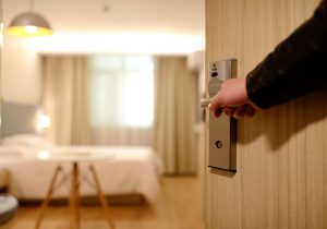 ΕΞΑΑ: Αύξηση πληρότητας και εσόδων στα ξενοδοχεία της Αθήνας το πρώτο τρίμηνο 2025