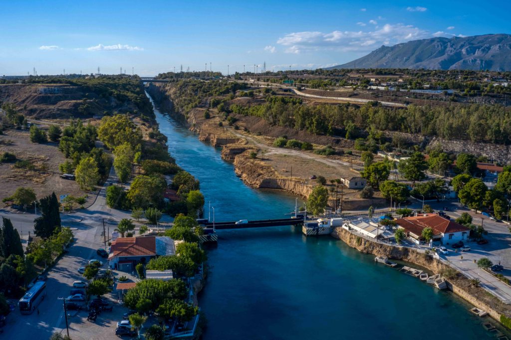 Θρίλερ στην Κόρινθο- Εντοπίστηκε νεκρός άνδρας στον Ισθμό
