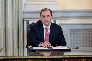 Κατσαφάδος για Πάρο: Στο παρελθόν μιλούσαμε για κλιματική αλλαγή – Σήμερα, μιλάμε για κλιματική κρίση