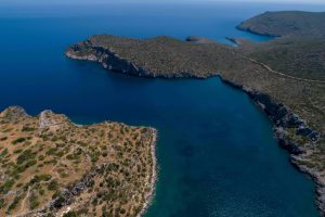 Λακωνικός Κόλπος: Ρυμουλκήθηκε με ασφάλεια φορτηγό πλοίο που ήταν ακυβέρνητο λόγω μηχανικής βλάβης