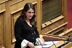 Δόμνα Μιχαηλίδου: Έφερε στον κόσμο το πρώτο της παιδί – Οι δημόσιες ευχές της Έλενας Ράπτη