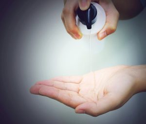 Μάσκα μαλλιών: Το απαραίτητο προϊόν όταν τα μαλλιά “διψάνε” για ενυδάτωση