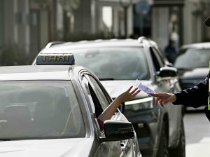 Συμβουλές οδικής ασφάλειας από τους αστυνομικούς της Τροχαίας ΠΑΘΕ Μαγνησίας σε οδηγούς