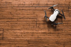 Drones να καθαρίζουν τρένα έχετε ξαναδεί; video