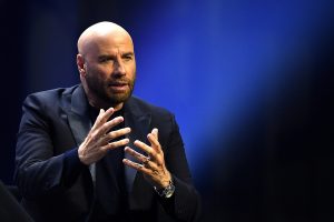 Ο Τζον Τραβόλτα αντιμέτωπος με φονικές όρκες στο θρίλερ επιβίωσης «Black Tides»