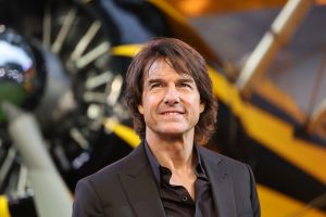 Το φλεγόμενο αλεξίπτωτο του «Mission: Impossible 8» έδωσε στον Τομ Κρουζ το βραβείο Γκίνες! ΒΙΝΤΕΟ