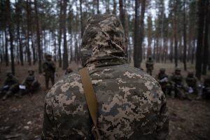 Σκληρό ΒΙΝΤΕΟ: Ουκρανός στρατιώτης σκοτώθηκε από συμπολεμιστές του