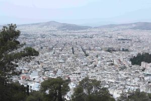 Καιρός: Αφρικανική σκόνη, νοτιάδες και άνοδος της θερμοκρασίας σήμερα – Έως 5 μποφόρ θα πνέουν οι άνεμοι