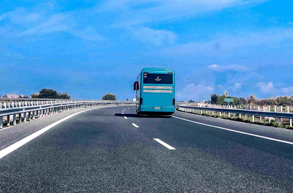 Με πληρότητες 100% αναχωρούν τα ΚΤΕΛ από την Αθήνα για επαρχία